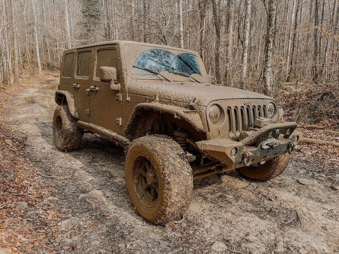 atturotires's tweet photo. Where is the best place to drive your Jeep? Everywhere. Especially, when you have Atturo Tires!
​.
​📸: @jamesgang_offroad on Instagram
​.
Tires: ​TRAIL BLADE X/T 35x12.50R20
​.
​.
​#Atturo #AtturoTires #Tires #GoYourOwnWay #offroadjeeps #trailblade #jeeps #jeepsofinstagram https://t.co/n6pHyhjD0A