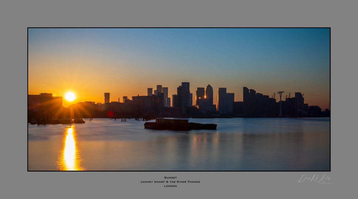 Breaking my own rules on sunsets....but it was nice, especially after being stuck in the house most of the day...
#canonUk #sunsetphotography #canarywharf #London #spring