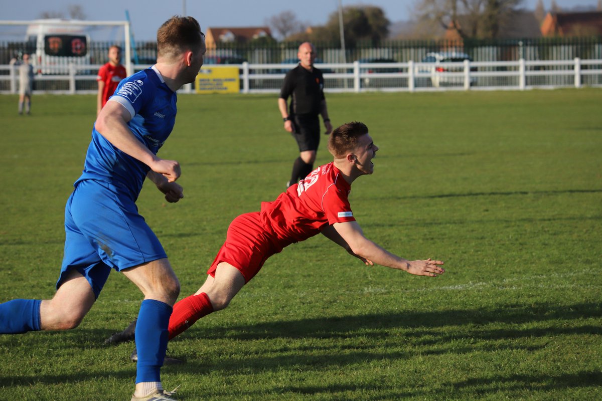 SharpBadger's tweet image. Ooops a daisy Daniel, aka Tom Daley @danmarriott98 @Beckray2