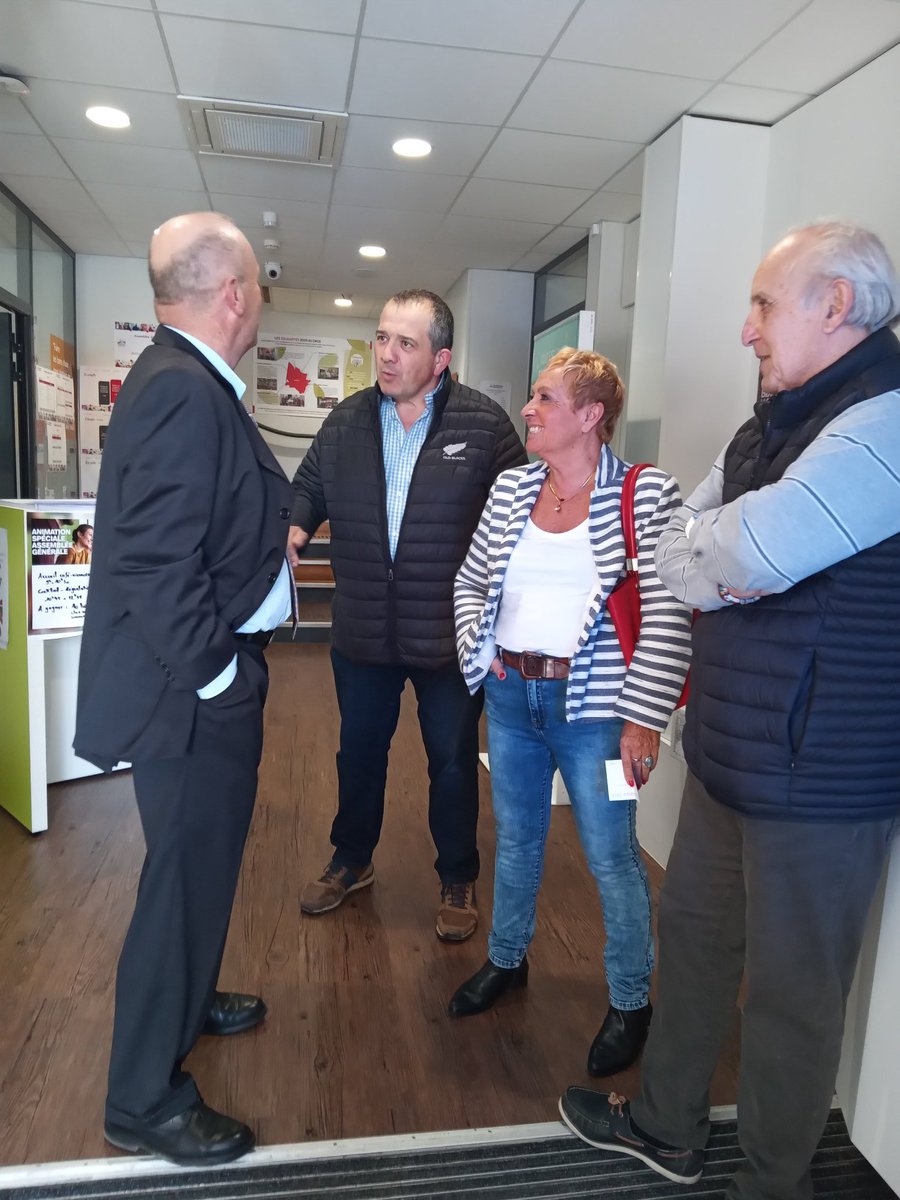 Quelle belle Assemblée Générale à l'agence de <a href="/CcmCreon/">Créon Credit Mutuel Sud Ouest</a>! Merci à tous pour votre participation.
<a href="/CcmCreon/">Créon Credit Mutuel Sud Ouest</a> @secteur332 <a href="/CMSudOuest/">CMSudOuest</a> <a href="/jeanlau6/">Laurent INSA</a> <a href="/WeAreArkea/">WAA|Actus</a>