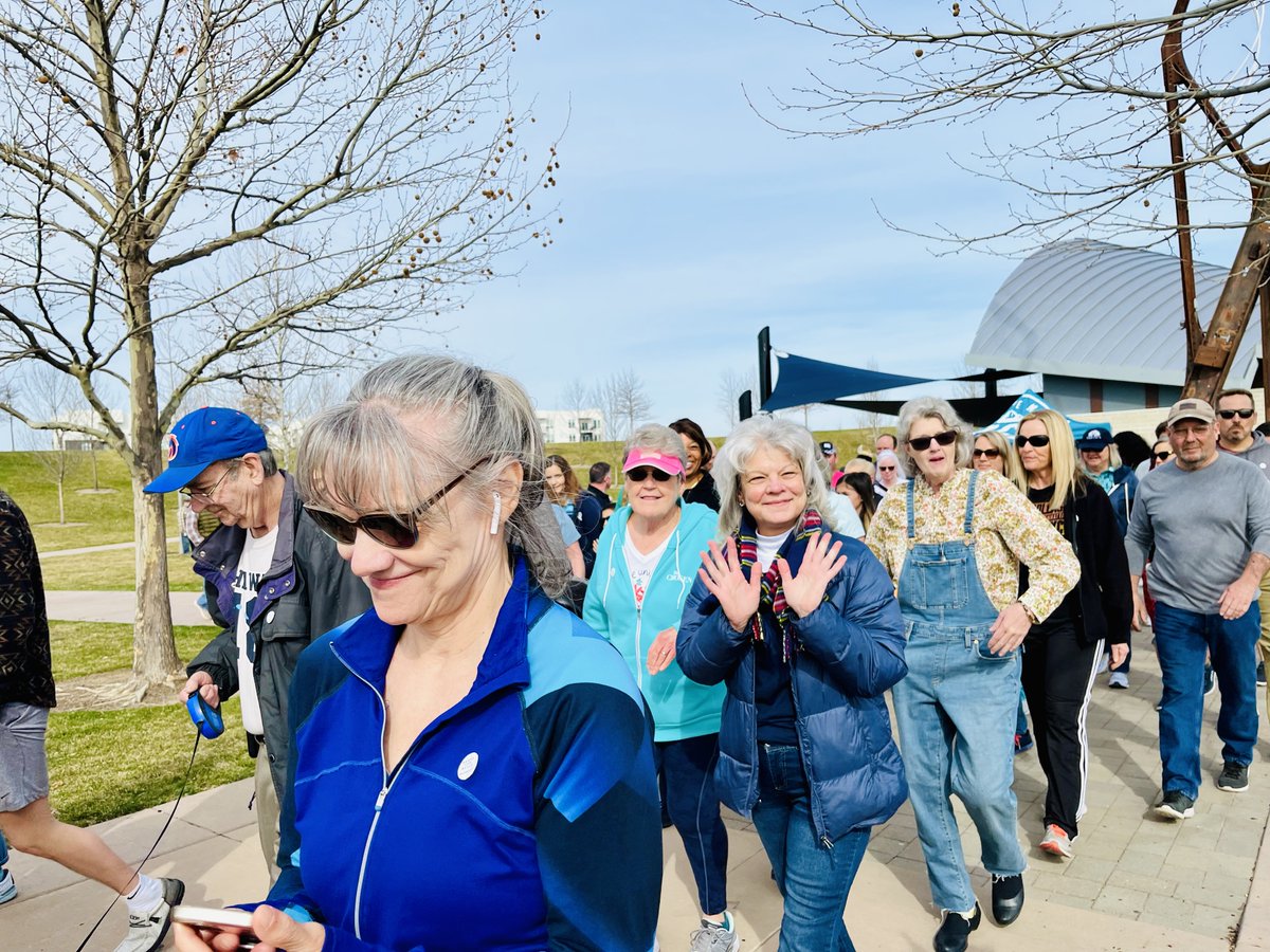 BoiseMOW's tweet photo. Nearly 500 walkers participated in #MarchForMeals on Saturday. A huge thanks to all of them (including @KTVBLarry!) and generous sponsors Shamrock Foods, @_HZCU and @Chobani who donated $5,000. Plan now to join us for next year's march, and thank you again for your support! https://t.co/b5cyDiVwlv