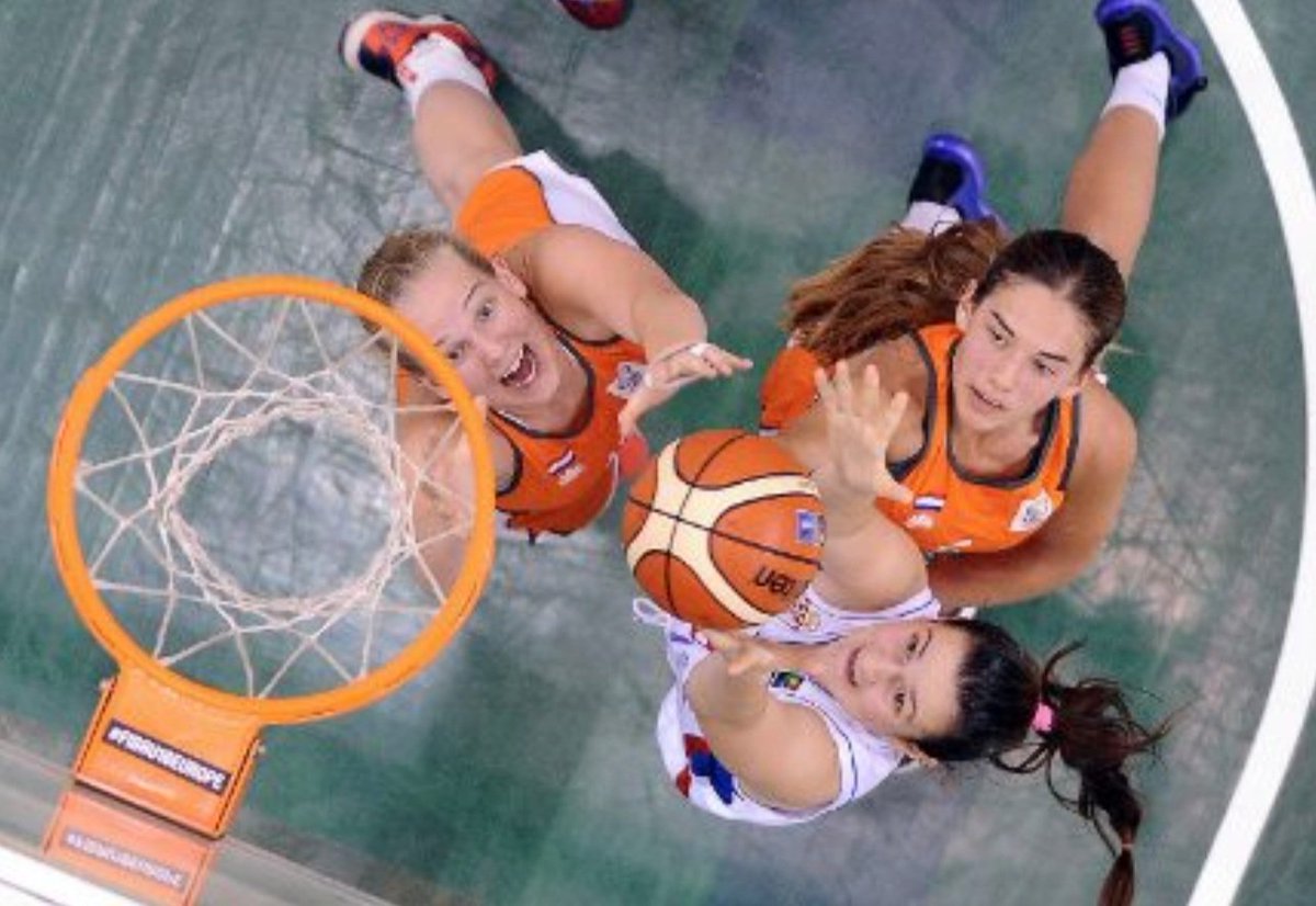 Marta Vulovic scored, double - double 21p,16rb,2ass in Badel vs K.Palanka 91:68. #BeoBasket