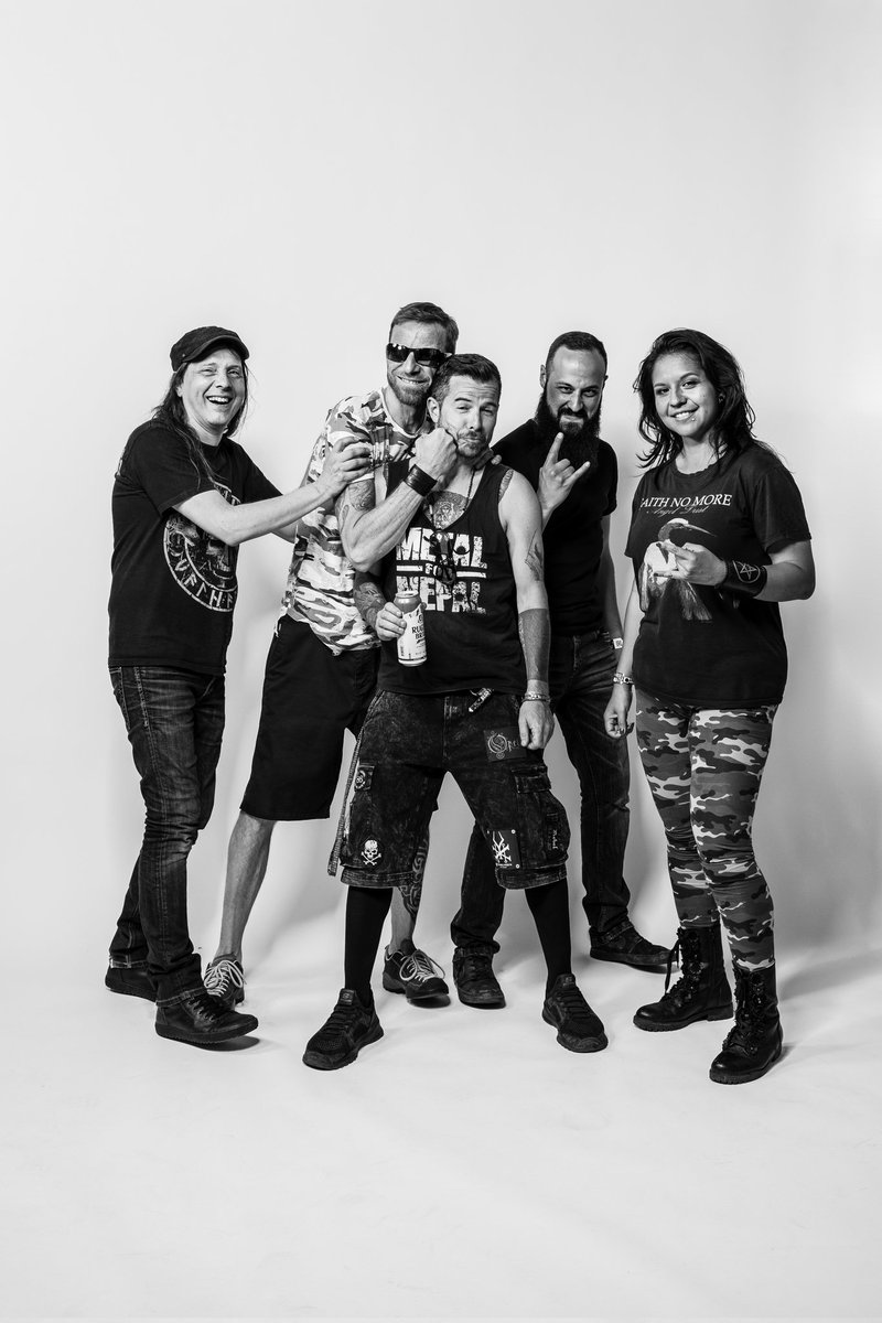 Here's my interview with Olivier Perdrizat from Swiss metal band <a href="/almosthuman01/">Almøst Human</a> ! Not only they already played a festival in Nepal, this year they are in Swiss Metal Battle Final for playing on the next Wacken Open Air!! Read more about it here!! ⬇️⬇️
showliz.de/index.php/inte…