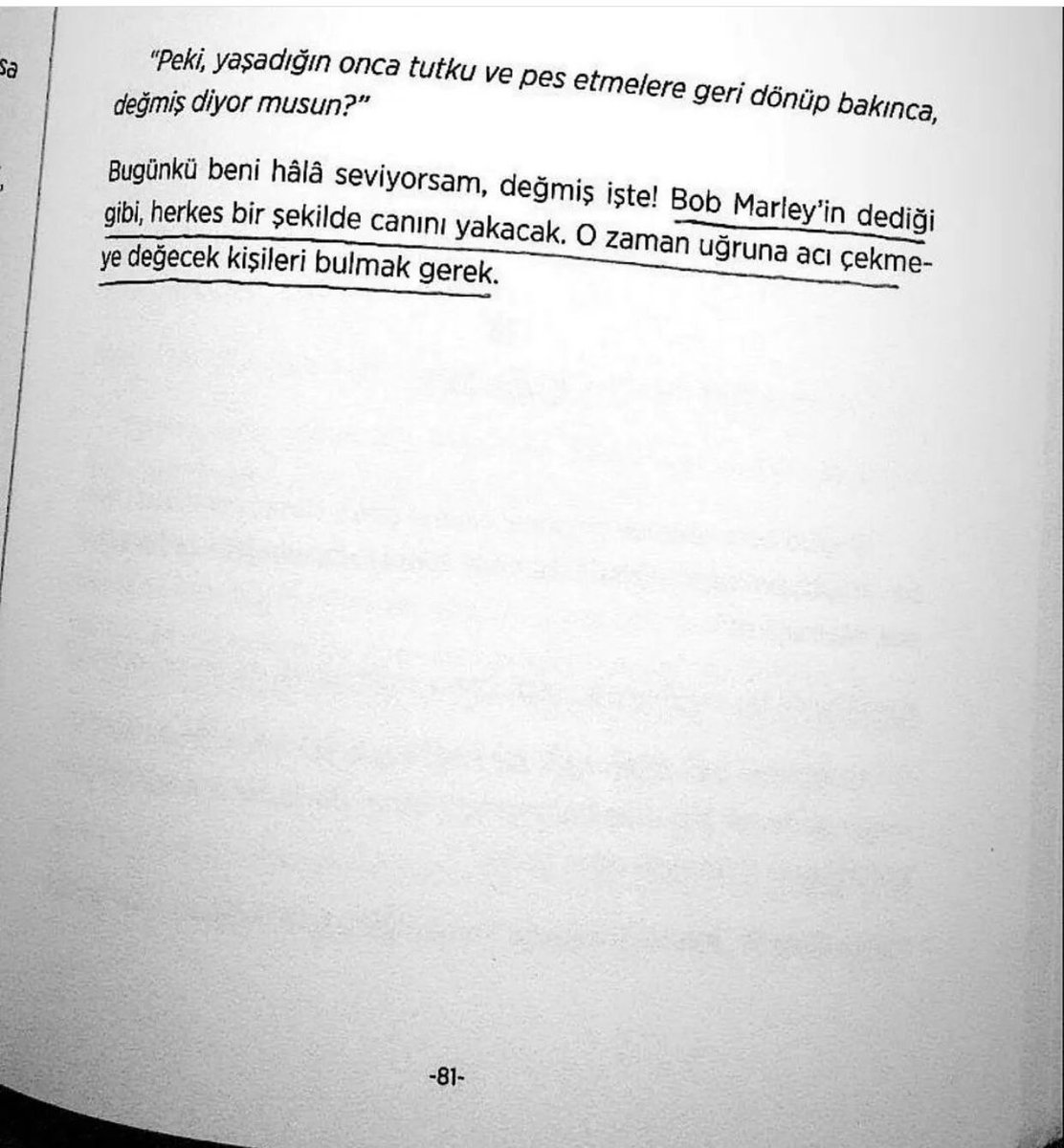 ozgeshn1's tweet photo. #BobMarley https://t.co/nxSeYVnQpP