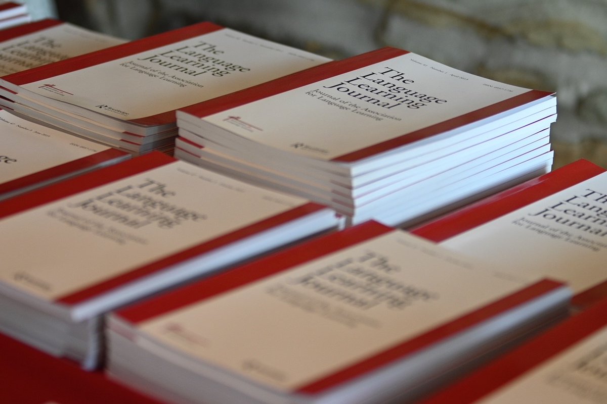 Have you read all of the #SpecialIssue #openaccess pieces yet ? More have been released for you to read so please do take a look here: 
tandfonline.com/action/showAxa… <a href="/ALL4language/">ALL Languages</a> @UCML <a href="/rene_koglbauer/">Rene Koglbauer-Franklin</a> @NorbertPachler <a href="/AnnaLiseGordon/">Anna Lise Gordon</a> <a href="/SuzanneJaneGrah/">Suzanne  Graham</a> <a href="/RobertWoore/">robert.woore@education.ox.ac.uk</a> Pls share.