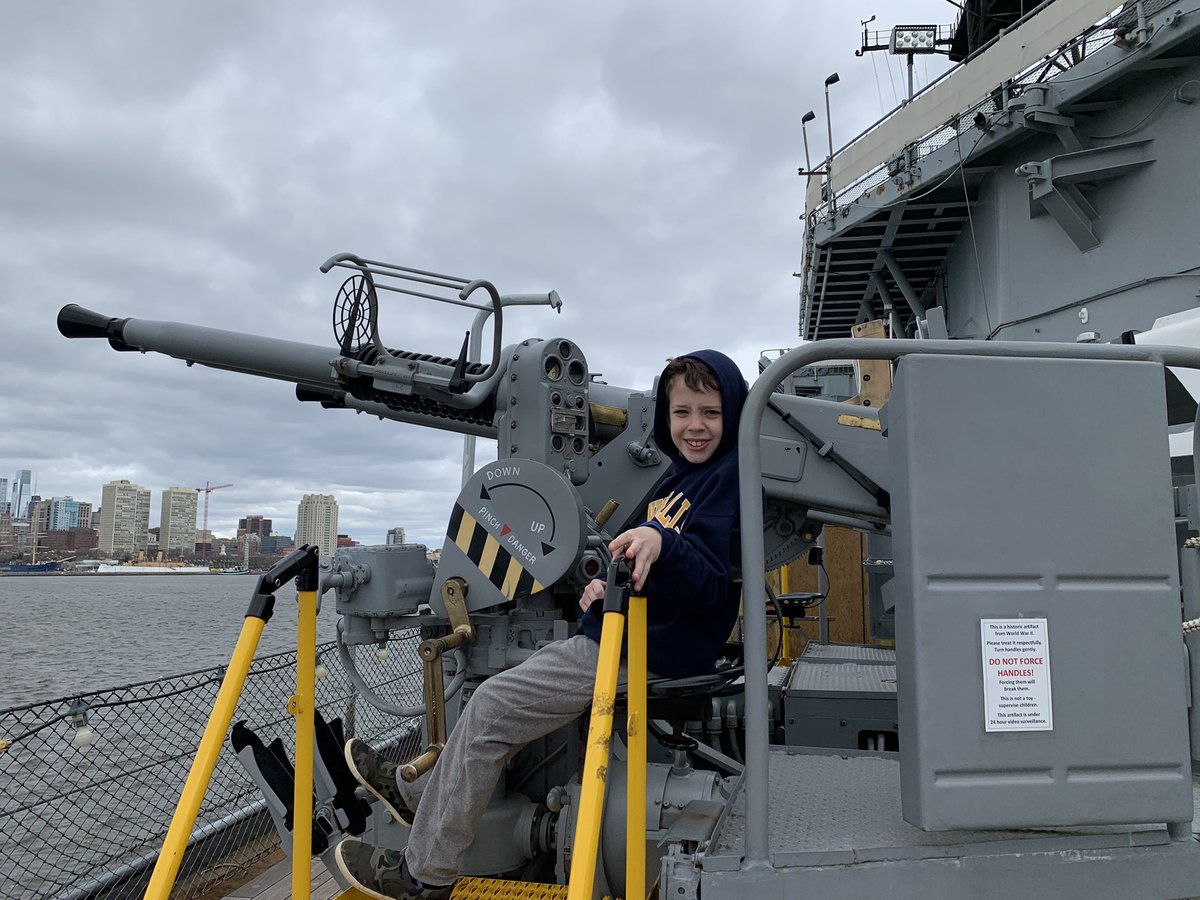 ClareRusso111's tweet photo. Great weekend camping on The Battleship New Jersey with Cub Scout Pack 122 @NewMonmouthElem @122Pack @BattleshipNJ https://t.co/OnTzbOHV5c