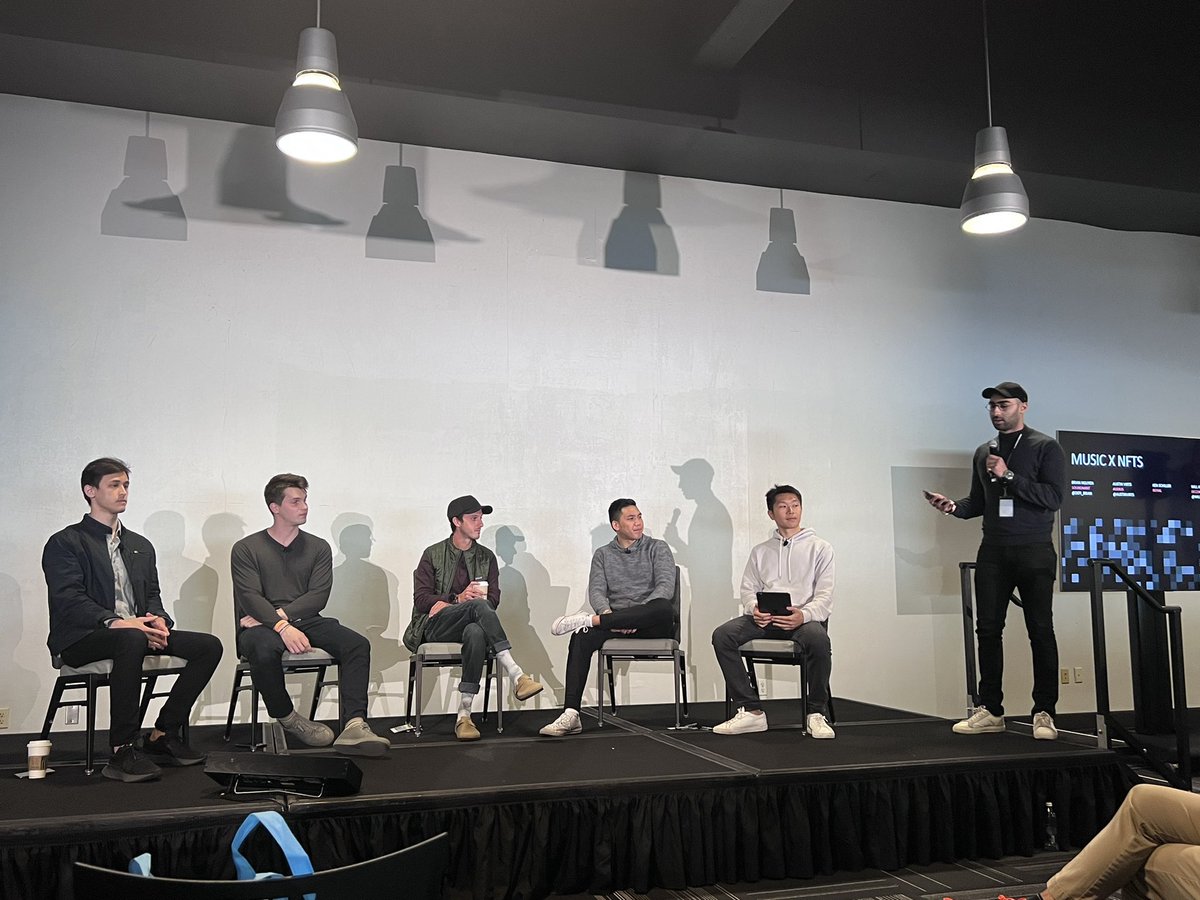 Andre Benz tweet media