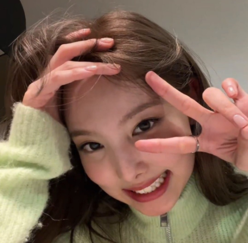 hywkai's tweet photo. AYUDENMEEEE https://t.co/PO0Kyio08m