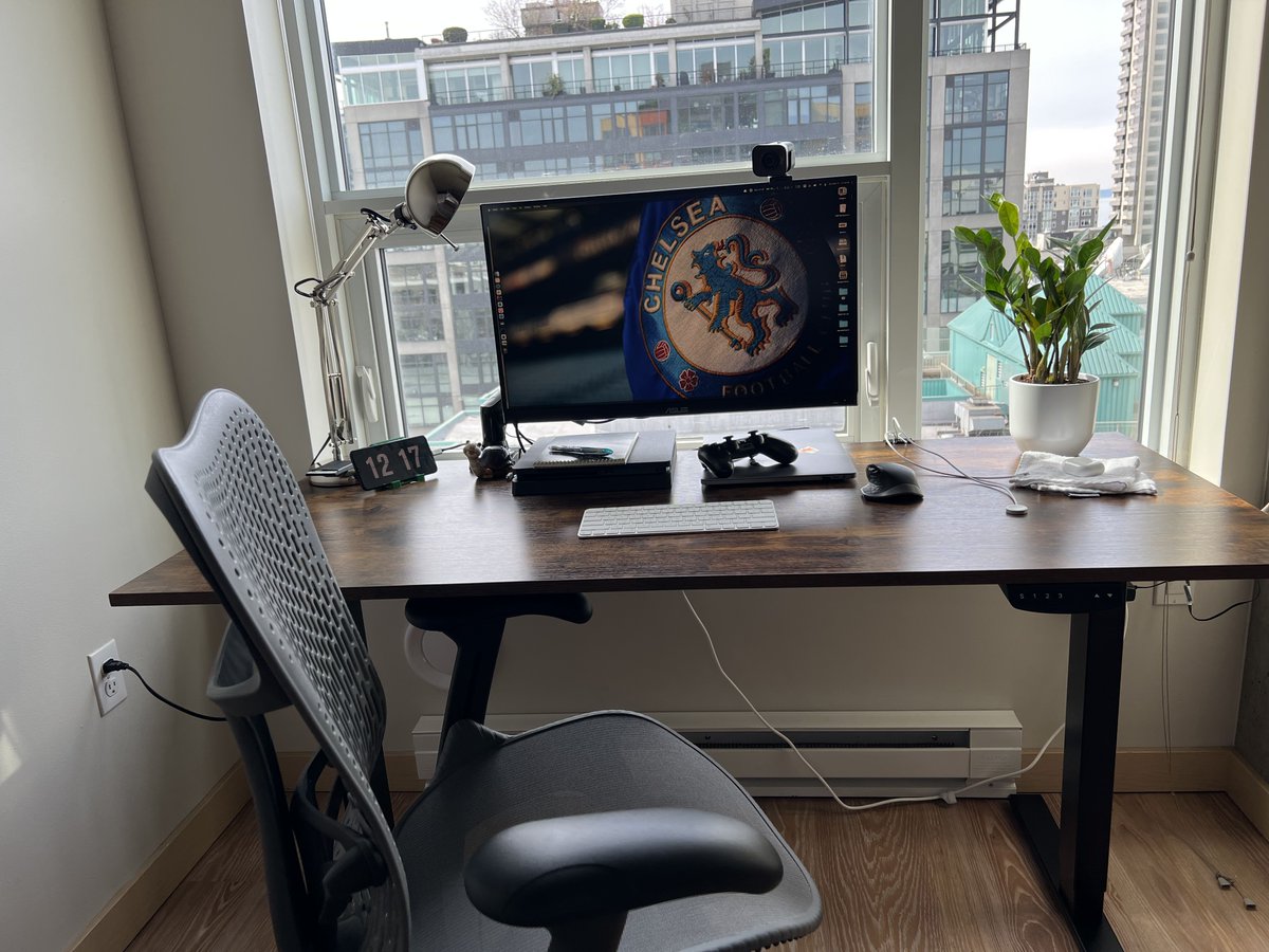 rahulrsingh0's tweet image. Finally it's done. Planning to make a setup tour video what do you guys think ? #desksetup