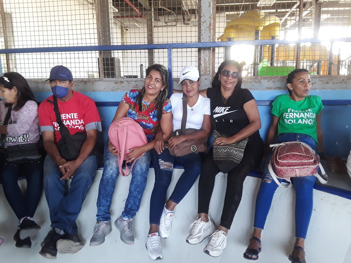 SucreCnae's tweet photo. Desde la Gran Base de Misiones "Hugo Chávez" ubicada en el Polideportivo Félix Lalito Velásquez de Cumaná, se llevó acabo la mañana de este sábado, la celebración a las mujeres luchadoras pertenecientes al Cnae Sucre, con motivo del Día de la Mujer https://t.co/FXLjF1DAFT