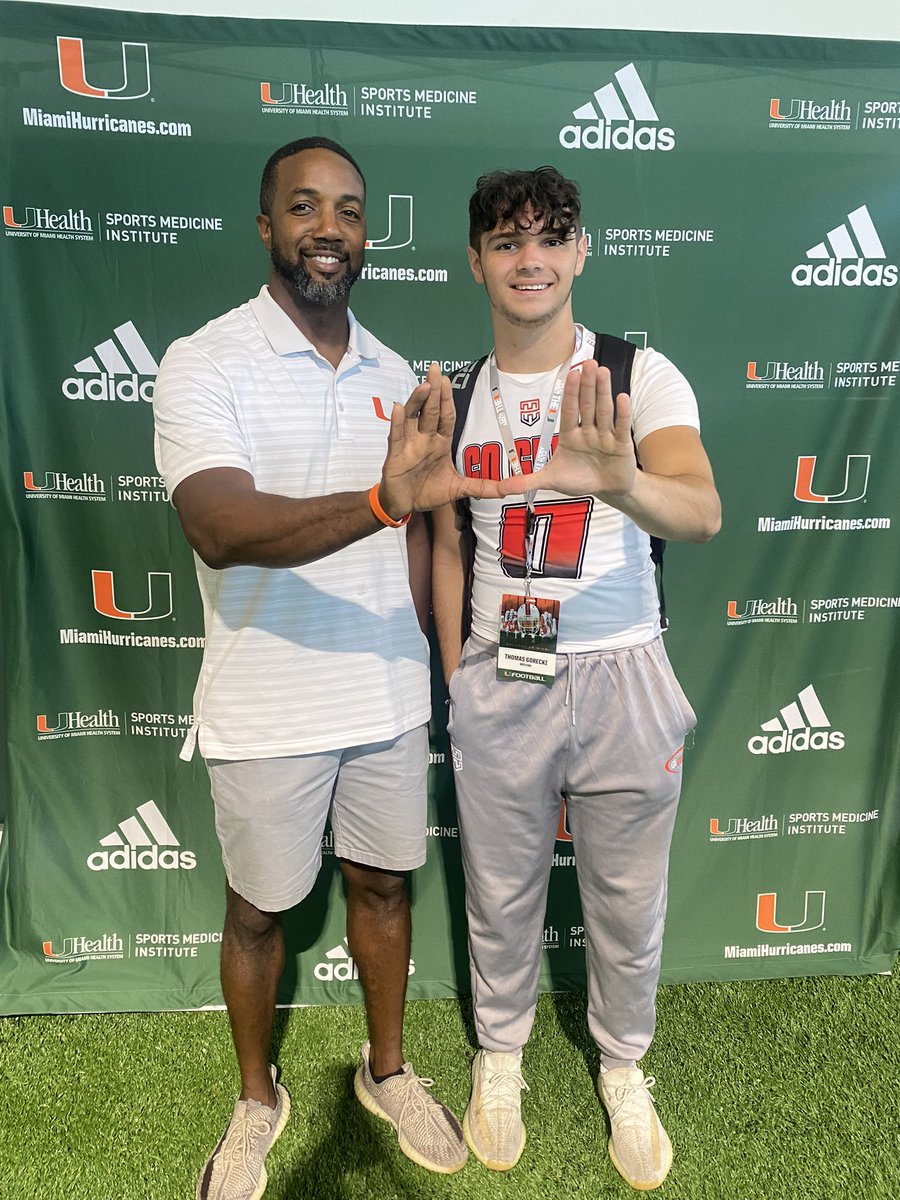 _GoThomas's tweet photo. Had a great time @CanesFootball with @CoachRumph16 while taking a visit with @TEAMGOGETIT7v7 to the University of Miami. Loved the facilities 🙌🏼@CoachRack75 @WHSWildcats_Ath https://t.co/rUEI5zruZ3
