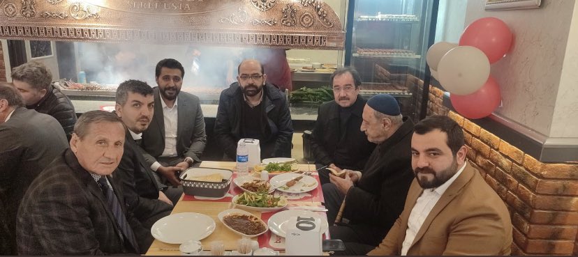BaglaraDeva's tweet photo. Deva Partisi İl teşkilatı veBağlar İlçe teşkilatı olarak MGA Gıda Ciğerci Şeref Usta’nın işyeri açılışına katılıp sağladık Gösterdikleri ilgiden ötürü şükranlarımızı sunar.Hayırlı Ve bol Kazançlar Dileriz @IhsanMerdanoglu @CihanUlsen @mesutyuksel21 @sadrettintosnlu @Ramazanava21 https://t.co/C7UaJSwYRL