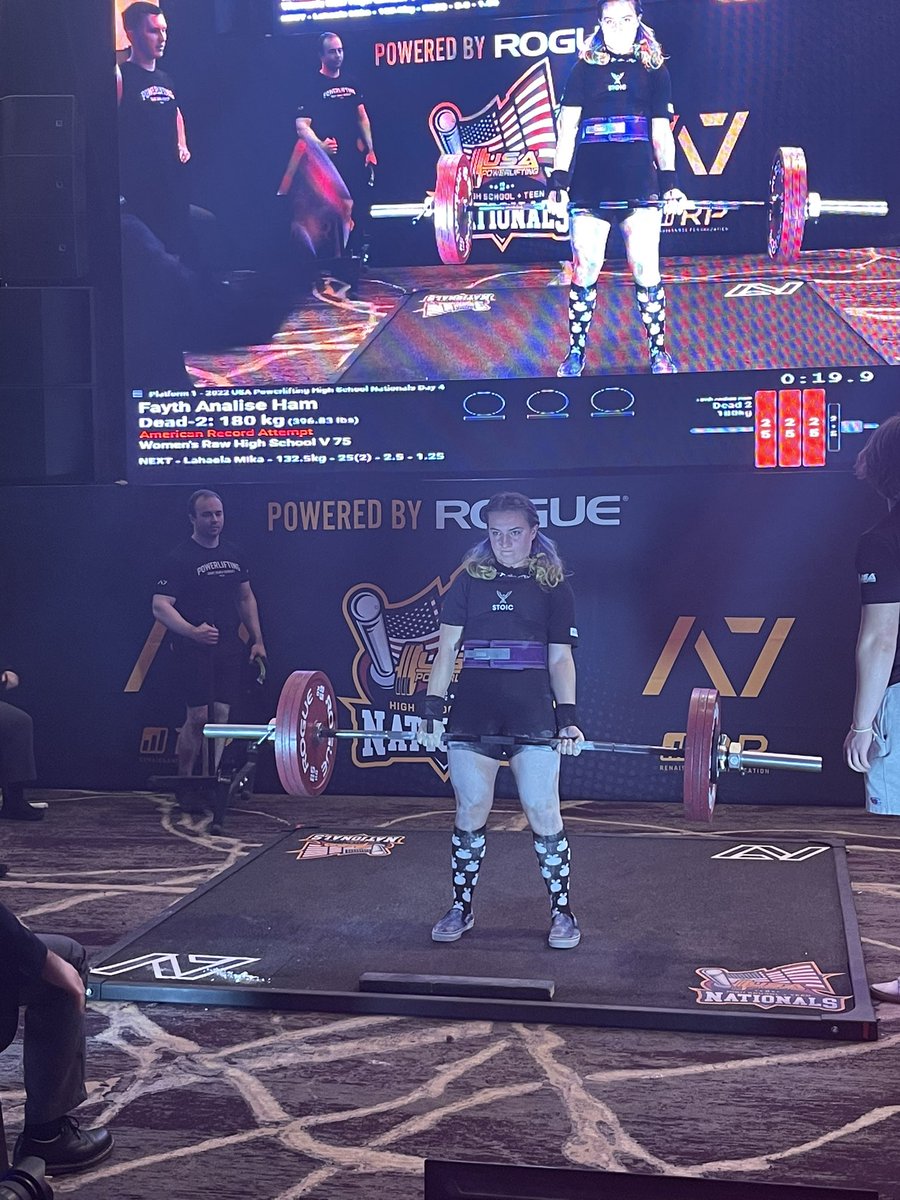 Fayth_Ham's tweet photo. 4 Time National Champion in the House 🏆🏋️‍♀️
New American Record in Deadlift for Womens Raw High School Varsity 75 kg weight class…
Deadlift 180 kg/ 396 pounds
🏆🇺🇸🏆
2022 Raw High School Varsity 75 kg weight class REPEAT National Champion https://t.co/kxp3hGv4Kw