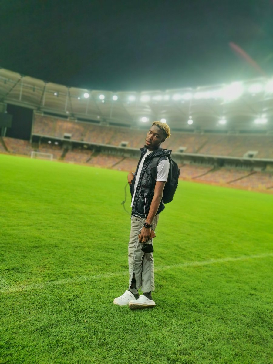 KurotamsJustus's tweet photo. Estadio de Abuja😁. We slaughter Ghana here on Tuesday
SoarSuperEagles #jollofderby #WCQ22 #wcqualifiers2022 #WCQ #NigeriavsGhana #WCQ2022 https://t.co/7wuoq6mWpQ