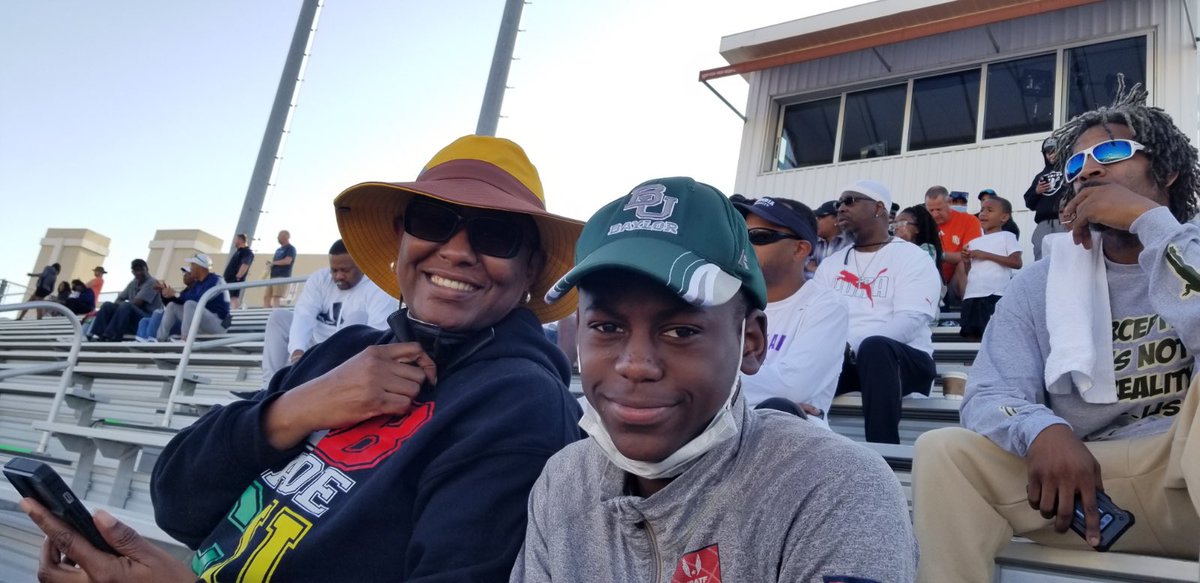 EMWestGreen's tweet photo. Enjoying my time with this guy. It was soo needed. We smiled and laughed. #Tracklyfe #Options2026 https://t.co/s0WqegtZKu