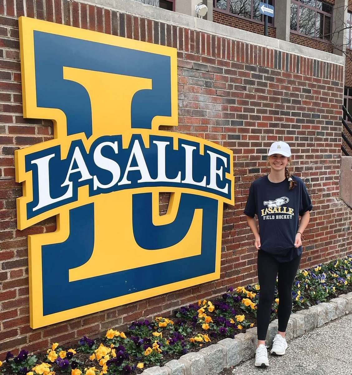 CentralPennFH's tweet photo. Congratulations to Natalie Wilson (Mechanicsburg High School/2023) who has committed to continue her education and play D1 field hockey at LaSalle University.
We are #cpfh proud of you! πππ @LaSalleFH https://t.co/S4crDfLfqY