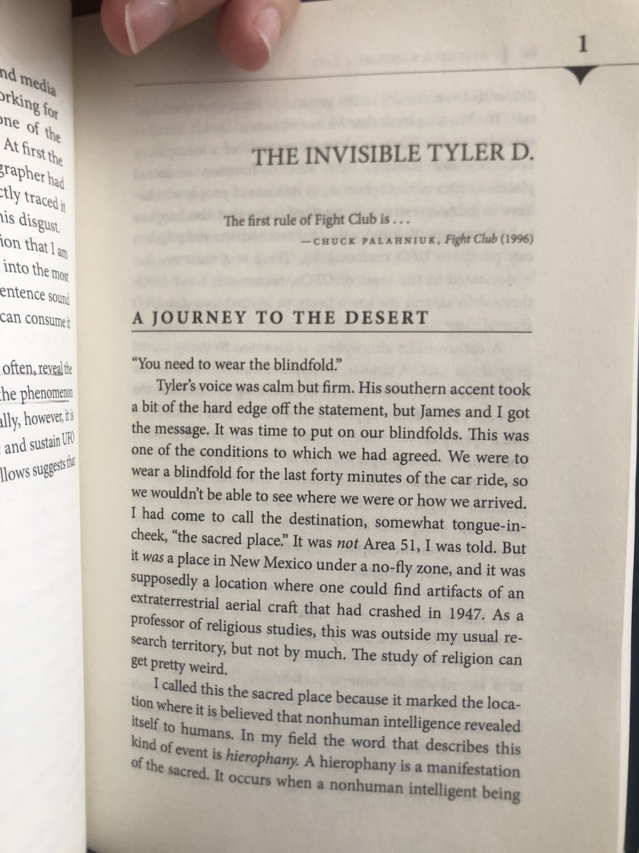 goodmorningufo's tweet image. I love your book @dwpasulka ! ❤️👽🌈❤️👽The first chapter references Fight Club! I once owned a first edition signed copy of “Fight Club”. This book is amazing too.... I am Jack’s lazy Sunday afternoon.... #ufotwitter #fightclub #americancosmic #uaptwitter #ufology #ufos #aliens