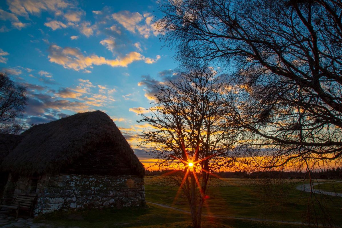Gordon Bain (@gordiebain) on Twitter photo Culloden Battlefield from Leanach Cottage at sunset this evening .<a href="/VisitScotland/">VisitScotland</a> <a href="/InverOutlanders/">Inverness Outlanders TM</a> <a href="/BBCScotlandNews/">BBC Scotland News</a> <a href="/BBCScotWeather/">BBC Scotland Weather</a> <a href="/bbcweather/">BBC Weather</a> @CullodenNTS Culloden Battlefield from Leanach Cottage at sunset this evening .<a href="/VisitScotland/">VisitScotland</a> <a href="/InverOutlanders/">Inverness Outlanders TM</a> <a href="/BBCScotlandNews/">BBC Scotland News</a> <a href="/BBCScotWeather/">BBC Scotland Weather</a> <a href="/bbcweather/">BBC Weather</a> @CullodenNTS