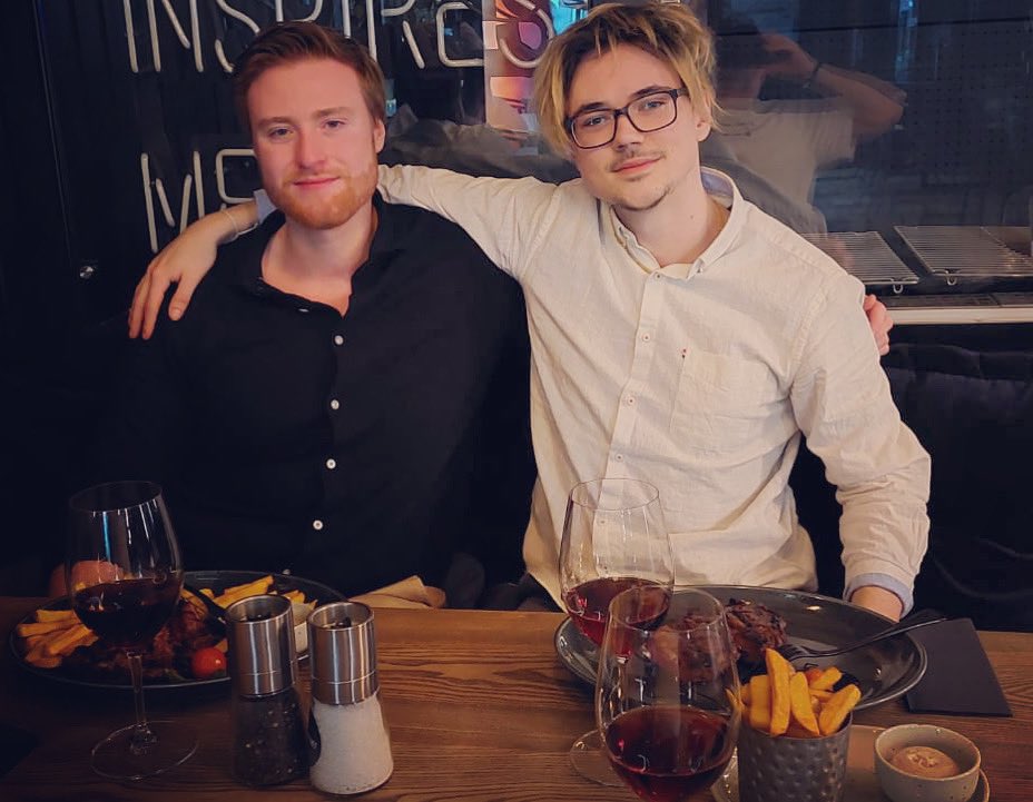 Lucky to be best friend with this beast <a href="/Manneten/">MANNETEN</a>