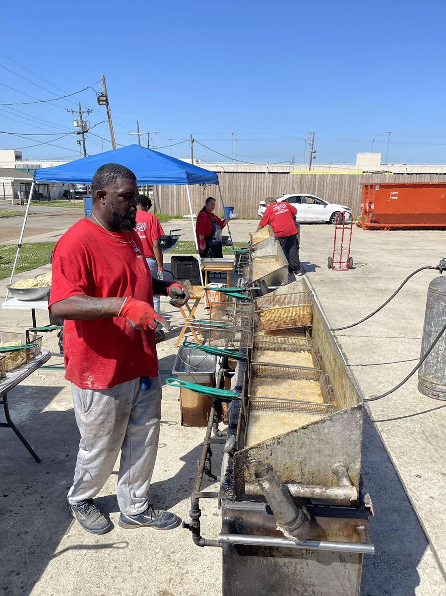Our first annual philanthropy fish fry was a huge success! We served 720 plates and raised $6,000 for the Military Heroes Campaign! Special thanks to Chef Landry, his team, and everyone who purchased tickets. Can’t wait for next year! #KappaSigmaCares #MilitaryHeroes