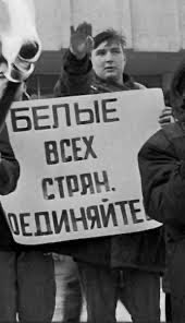 mmbronstein's tweet photo. @Rogozin Не подскажете чья это жирная морда зигует? Денацификатор нашёлся https://t.co/SPI2NClNuE