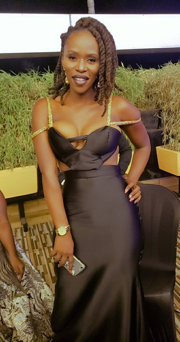 darling_shadia's tweet image. BEST CAKE PLUG ♥️ 
@cakes_darling  #CakeQueen #BPAWARDS @Beautiful_Pipo