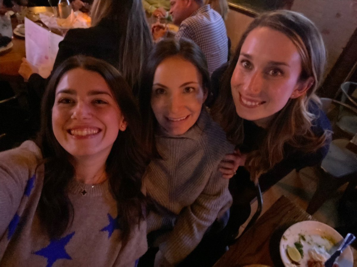 werthlab's tweet photo. #teamwerthit takes #AAD2022! Former Werth lab fellows Meera Tarazi, Carolyn Kushner, and Becca Gaffney @beccagaff! @NyuDerm @ColumbiaDerm @harvardmed @bwhdermatology https://t.co/VANkgyQ8qA