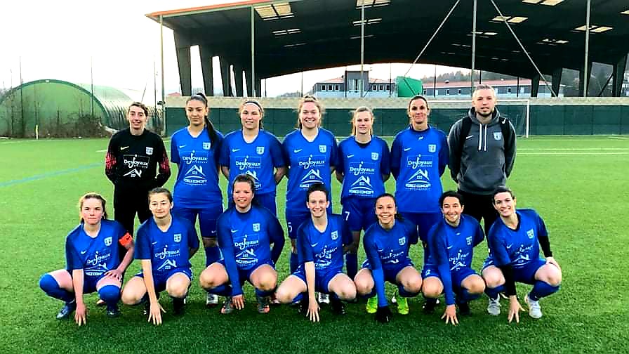 letratlatoursp's tweet photo. [ #R2Feminines ] 👩⚽️ 

Victoire 3️⃣-0️⃣ face à l'Eveil de Lyon Football ☑️ 

Match sérieux de nos filles qui se sont procurées beaucoup d'actions. 
Félicitations à la gardienne adverse qui a permis d'éviter un score plus large.

Buteuses 🎯 :
- Maeva #CHATAIN 
- Romane #DANIEL ×2 https://t.co/0ujNsgJcZM
