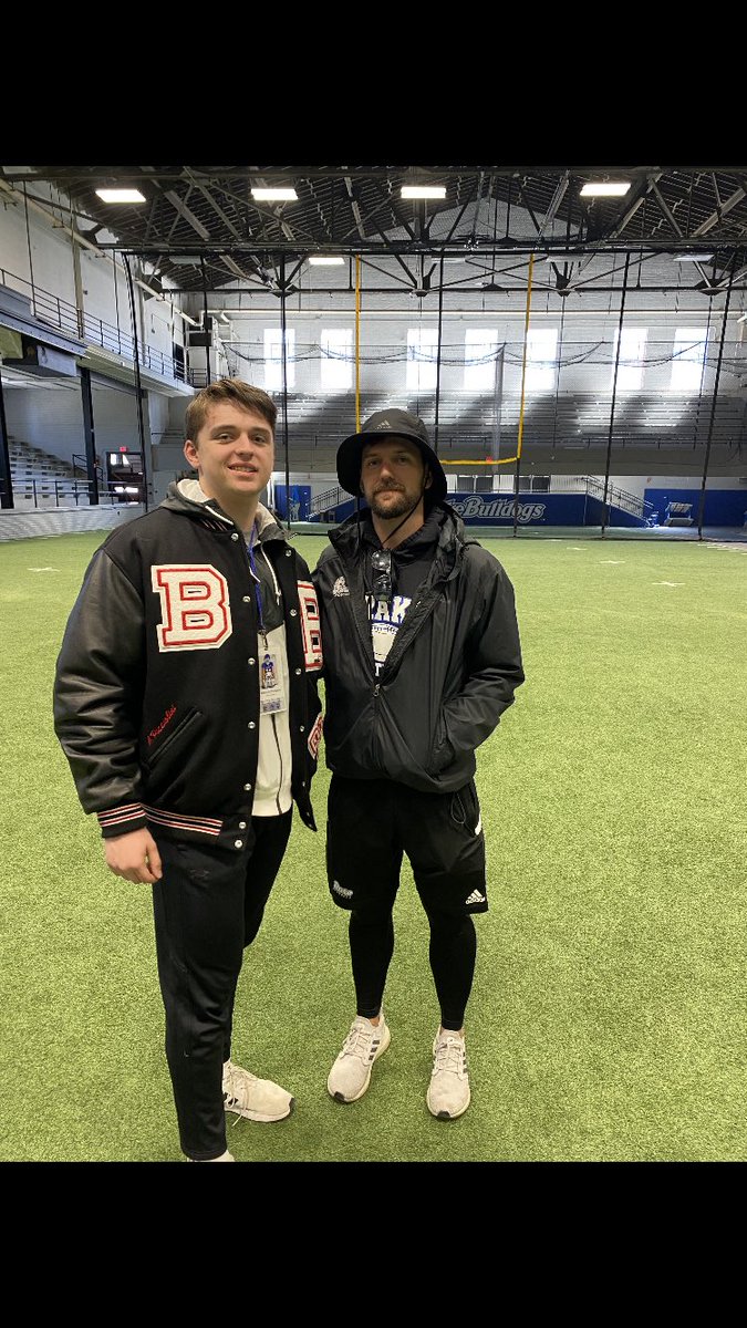 anthonypic2's tweet photo. Had a great time out at Drake yesterday. Thanks for having me out @CoachBloss! https://t.co/pV1YMYJI73