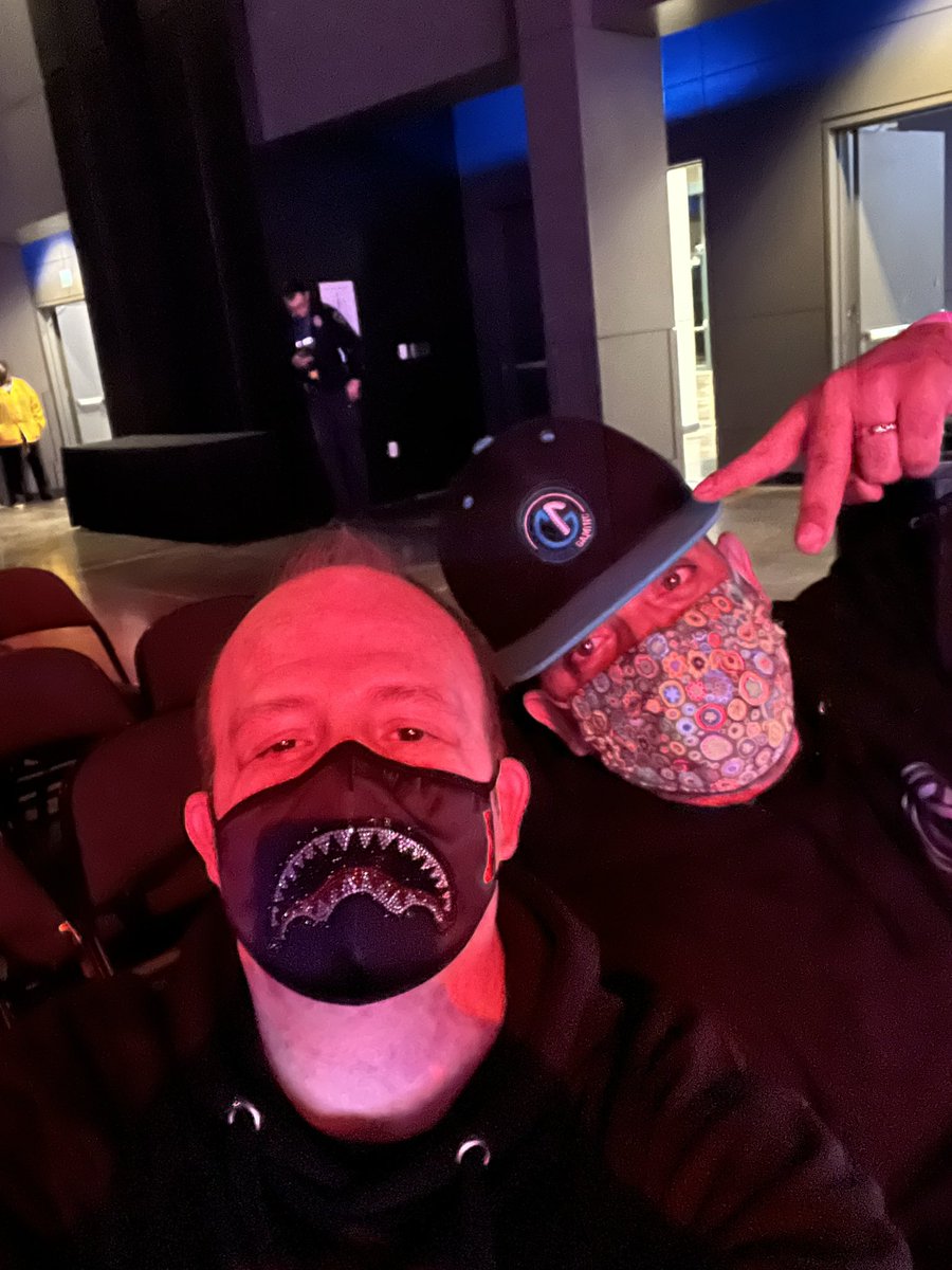 BIGxPIG's tweet photo. What y’all don’t understand is that @DontUmiss and I have done all of this with no skill set or funding or knowledgeable peers.We’ve built this house off of passion and our word alone.That was the last 6 years. What’s coming next has never been seen in this space. #coastalgaming https://t.co/1BrnAt31gU