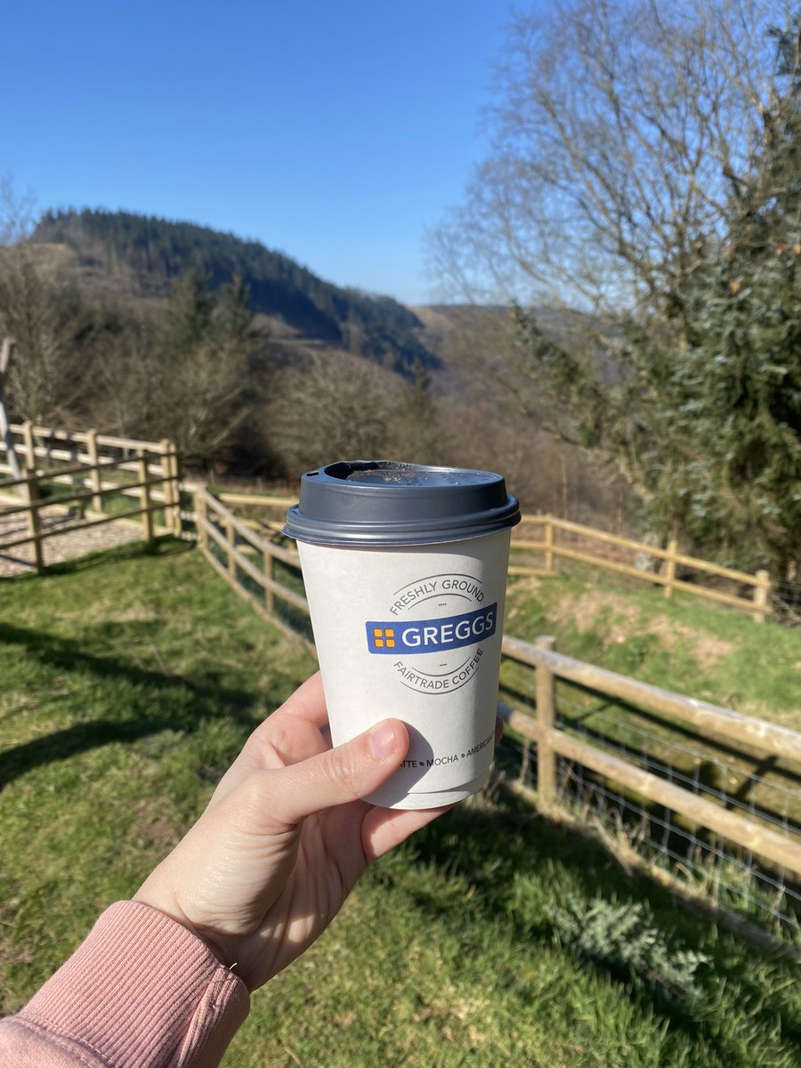 HeoldduEnglish's tweet photo. Breakfast with a view this morning! ☀️ 🏴󠁧󠁢󠁷󠁬󠁳󠁿 #CwmcarnForestDrive https://t.co/OTQHu5cI1F