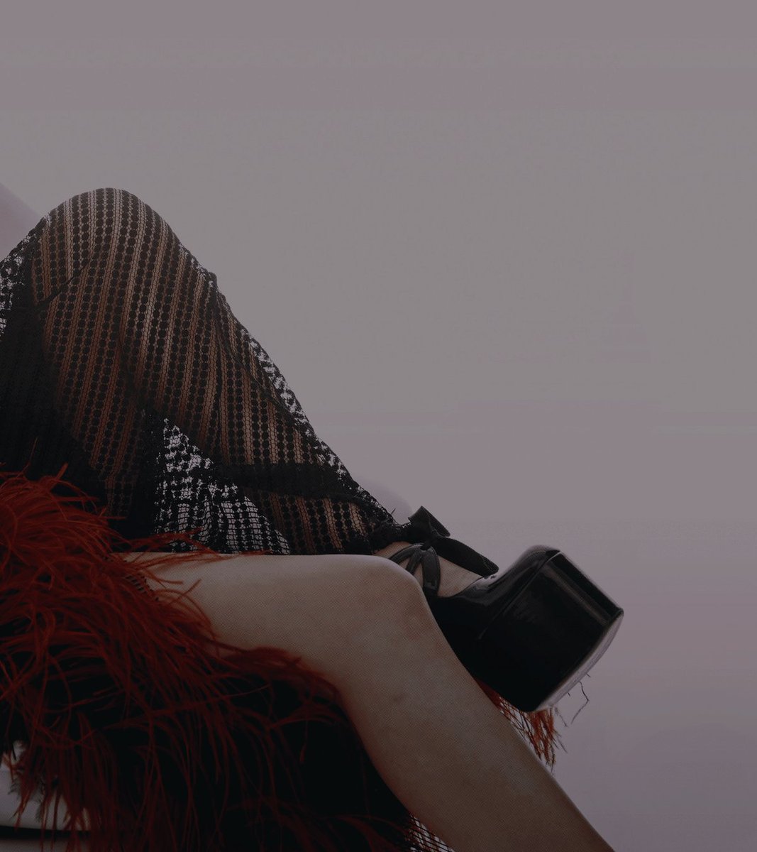 ⠀
⠀⠀⠀⠀⠀⠀ ❛  𝑖 𝑗𝑢𝑠𝑡 𝑤𝑎𝑛𝑛𝑎 𝑠𝑒𝑒 𝑦𝑜𝑢 𝑠𝘩𝑖𝑛𝑒
⠀⠀⠀⠀⠀ 'cause i know you're a 𝐬𝐭𝐚𝐫, girl.
⠀⠀⠀⠀⠀⠀⠀   ⠀ ⠀#sᴇᴅᴜᴄᴛɪᴠᴇsᴜɴᴅᴀʏ
⠀
⠀