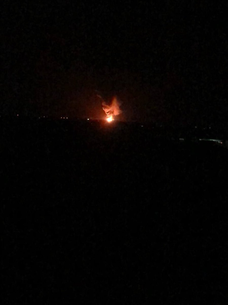 RT @RWApodcast: Fuel depot on fire in Lutsk confirmed. https://t.co/iCbRcPGqwF
