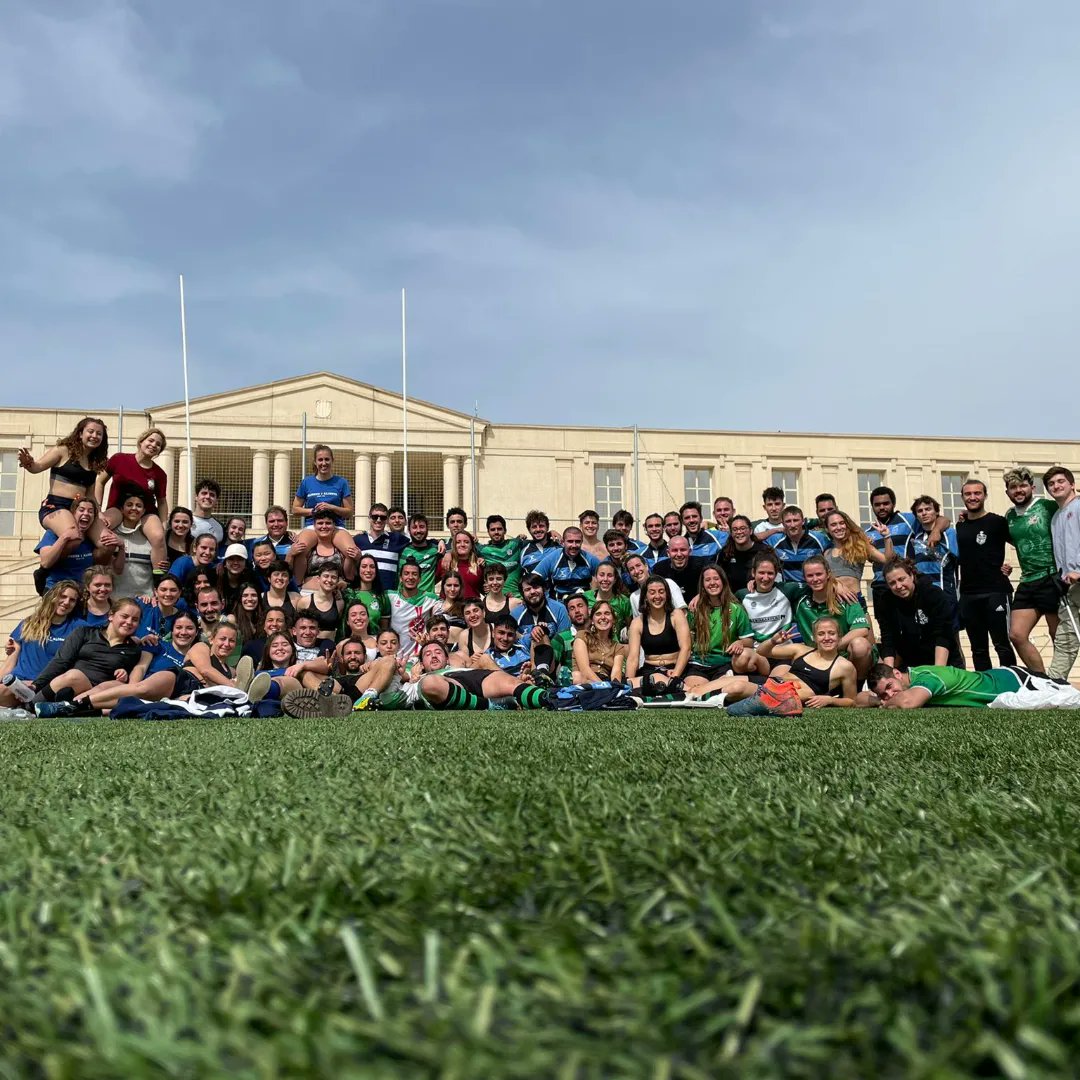 Diumenge de rugbi!!🏉🍻
Avui hem jugat contra <a href="/RugbyINEFbcn/">Rugby INEF Barcelona</a> 🐻💚, que ens han convidat a fer un tercer temps “especial”: sortir el dia abans del partit per agafar forces 🔥🍻
L’ambient amb ells/es ha sigut increíble!! 
Ens veiem a Girona per la tornada!! 

Salut i rugbi!!