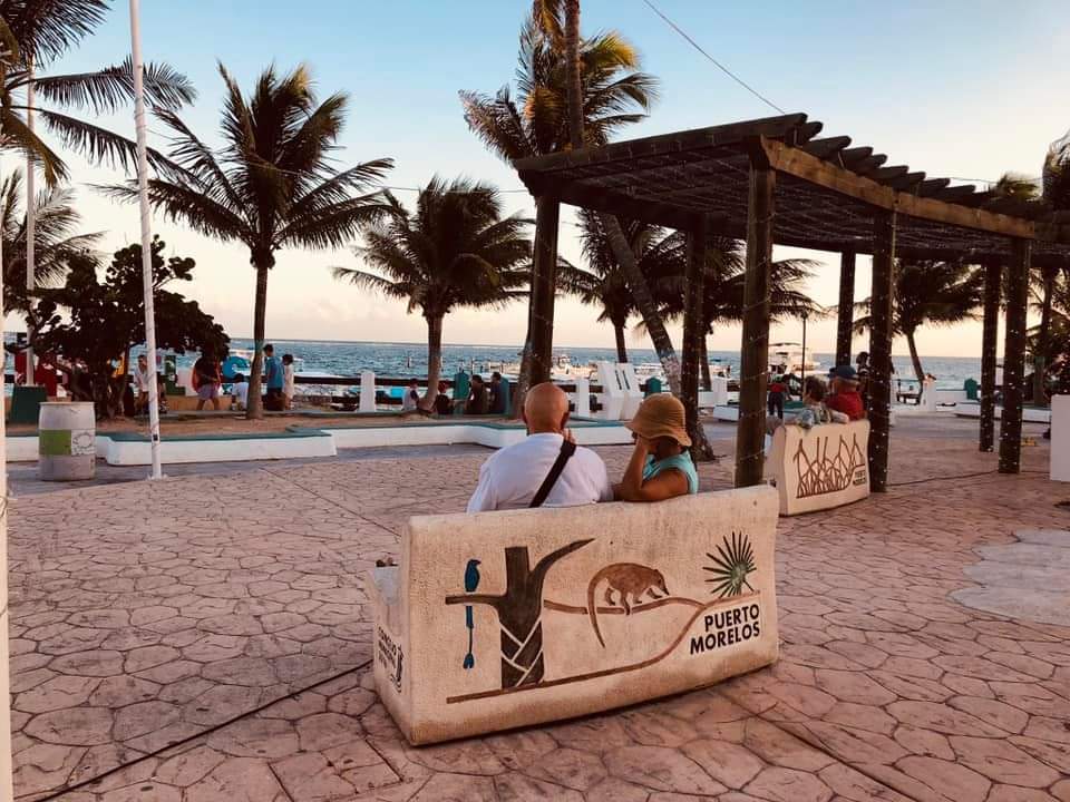 <a href="/omaralpuche/">omar alpuche leal</a> <a href="/MaraLezama/">Mara Lezama</a> <a href="/licsergiochago/">Sergio Chalé Gómez</a> #PuertoMorelos 
De pueblo de pescadores y chicleros a #DestinoTurístico de talla internacional con la ayuda de las autoridades locales y centrales. <a href="/licsergiochago/">Sergio Chalé Gómez</a> <a href="/saori_rosel/">Saori Rosel</a> <a href="/BarenoEnevy/">Bareño Castañeda Enevy</a> @Veronic83216281 <a href="/JocelynSF4/">Jocelyn SF</a> @anakarencortes6 <a href="/FridaSo85247831/">Frida Sofía</a> <a href="/HuchinAldana10/">lizeth andrea huchin aldana</a> <a href="/Jfla2021/">Jennifer Lopez</a>