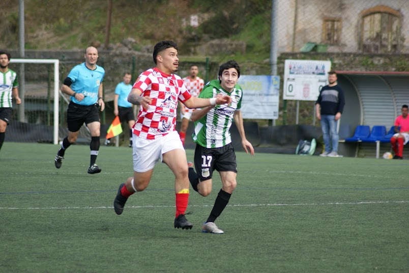 Triunfo estéril para el Nalón.
Crónica y fotos del Madalena Morcín - Nalón C.F.
futbolasturiano.es/noticias12/149…