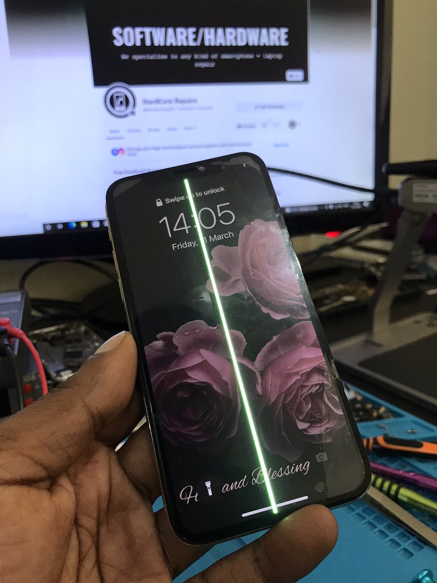 hardcorerepair's tweet photo. IPhone X pregnant battery cause green line on screen repaired @hardcorerepair clean fix #hardcorerepairs https://t.co/2k6c1WSMS1