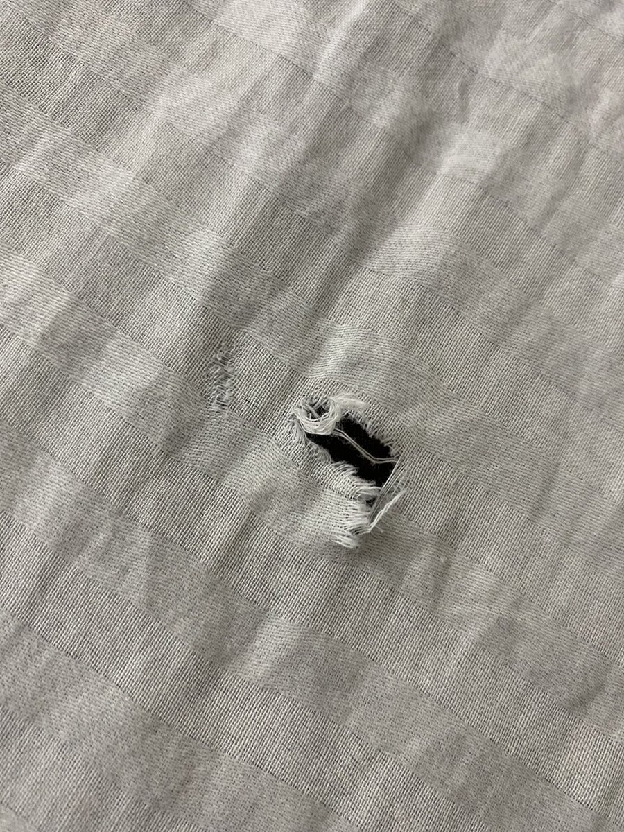Iammaavi's tweet photo. @riteshagar I’m very disappointed today, I use to admire your OYO rooms &amp; was a free promoter for the same

but today I can say this @oyorooms is heading to its downfall 

Customer satisfaction has become least priority 

I paid, now I need my Refund for Booking ID: RVEC1543 https://t.co/seRkRxOFw4