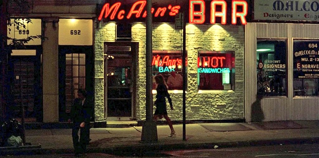 ресторан такси. бар yellow. де ниро бар спб. бара такси. желтое кафе.