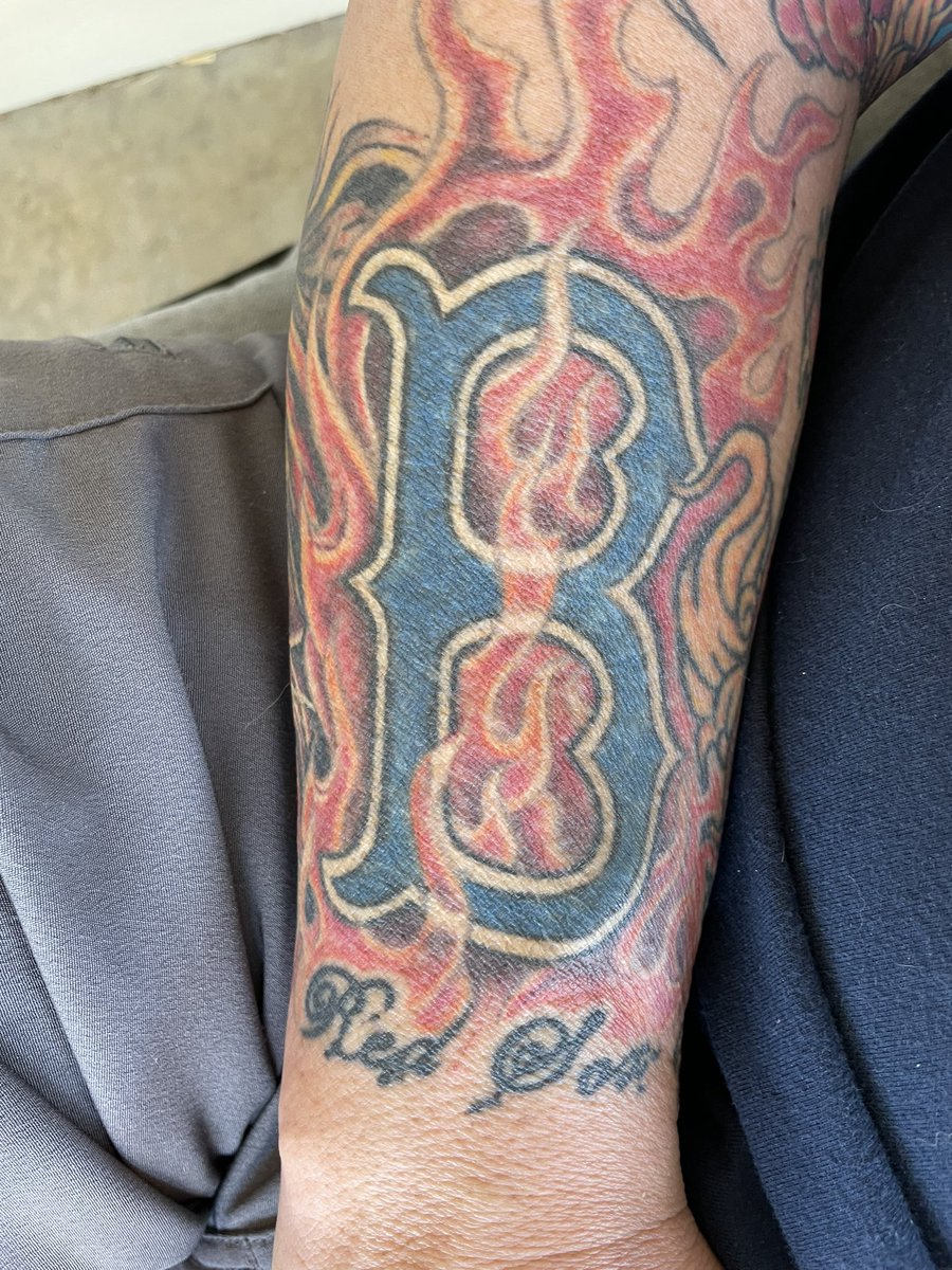 redsoxnation40's tweet photo. @Thomas_Carrieri 💯 Manny, Papi, Wakefield, Pedroia, Varitek, forgetaboutit. Loved em from Texas, and still do. https://t.co/NKsMDKVAbb