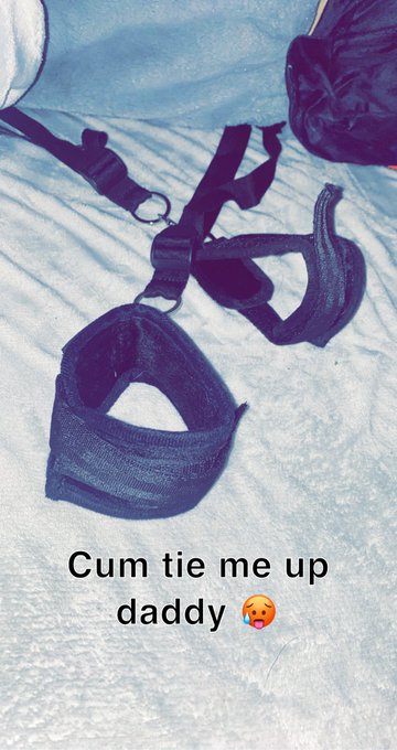 Cum play with me on my Only Fans 😘🥵🖤 Free to subscribe and play 🥵 just pay to see amazing content 🥵🥵
