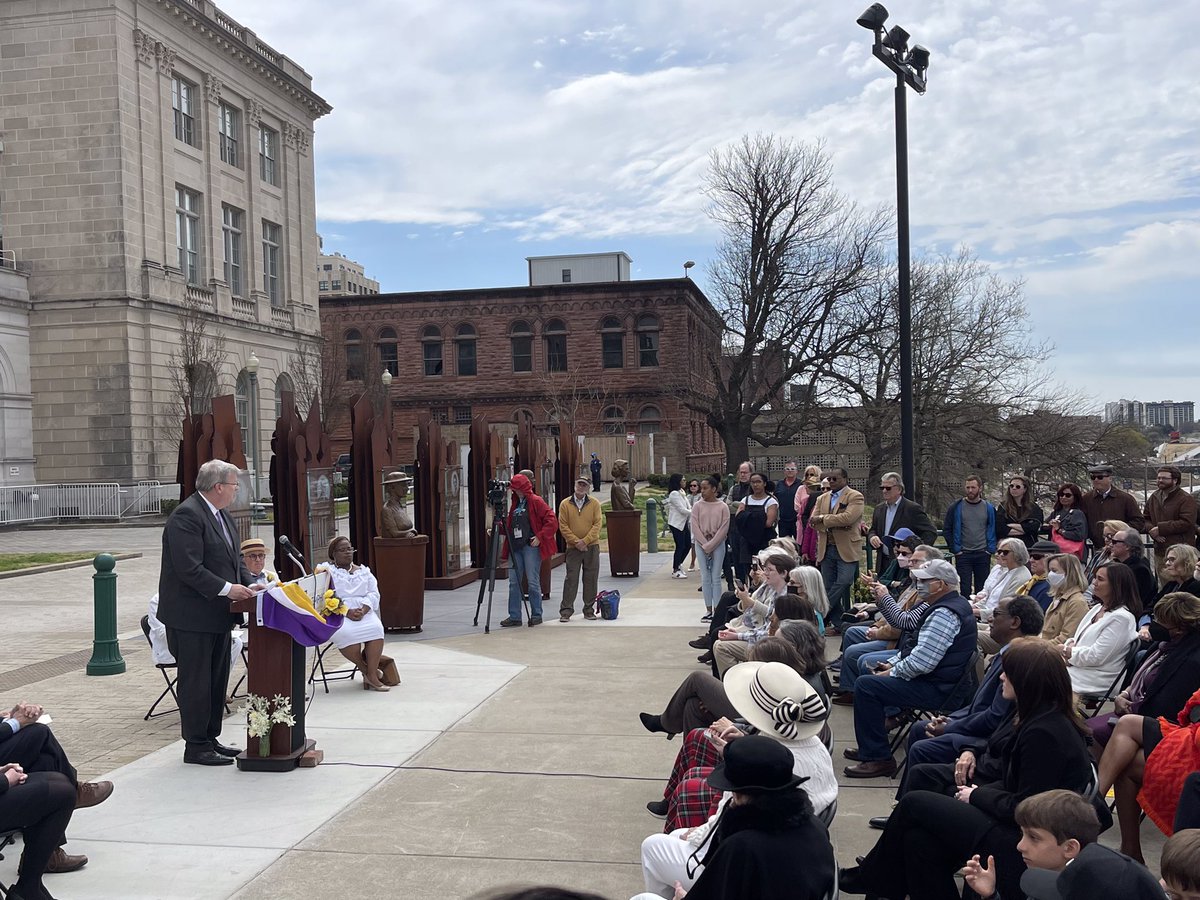 JStrick901's tweet photo. Nice dedication today for Memphis Suffrage Monument, which honors those who won the right to vote for women and those who won later civil rights for all. https://t.co/fjOslabE60

Thank you Paula Casey for your passion and ability to make this happen. https://t.co/wgFzVR5MG5