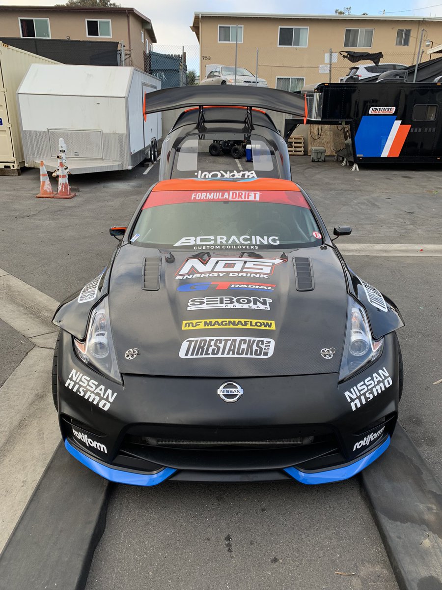 TCmabra's tweet photo. Another day at work @NosEnergyDrink https://t.co/woIgTe9xKL
