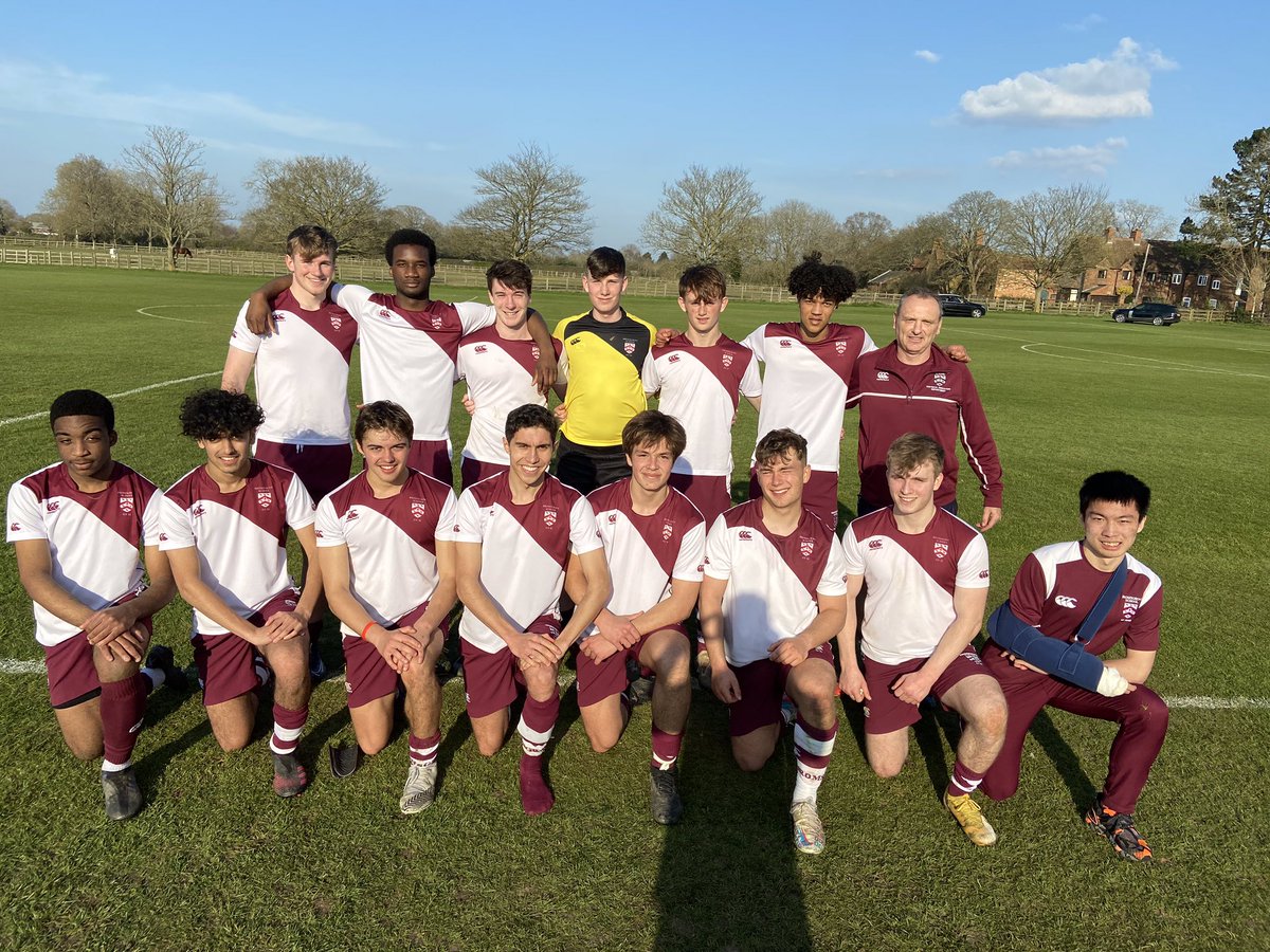 BromsFootball's tweet photo. #BromsFootball my thanks to a thoughtful parent for sending this photo of the victorious 1st XI (3-0 at Rugby) completing the 2022 season with possibly their best performance. It has been a pleasure watching you develop as a team since September. Keep enjoying your footy. 👊⚽️👍 https://t.co/SOAXMuo91N