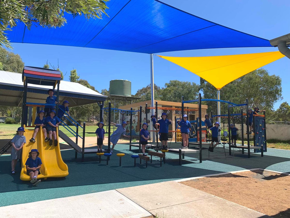 NSWEducation's tweet photo. From new areas to old favourites, students are enjoying their outdoors time. 🤸
📸: Hop scotch at Asquith Public School and Victoria Avenue Public School and Lue Public School's new playgrounds.

#LoveWhereYouLearn https://t.co/HrTZCE61kC