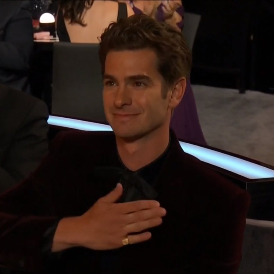 andrew garfield you’re the winner of my heart
#oscars