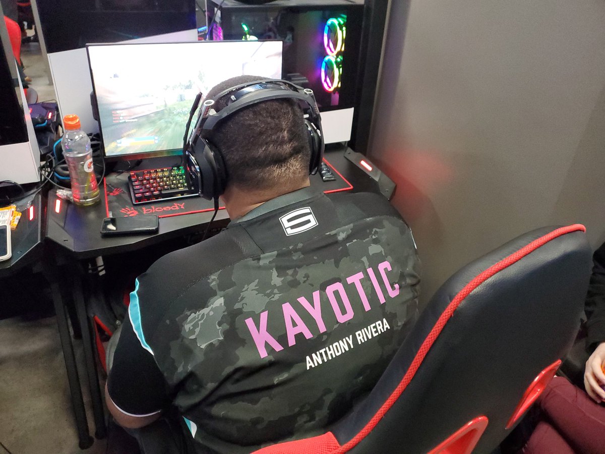 TheGamersClubNY's tweet photo. We unfortunately lost 3-2 to @esportragers in losers finals. We place T3 @EZoneMedia 4K Lan

We are extremely proud of how the boys played and how far they went! Nothing but love!

@DessieLoso 💜
@AnthonyKayotic 💜
@_Rellix 💜
@CrazieViews 💜

#BeElite #OnlyForTheElite https://t.co/zOKptCAmdk