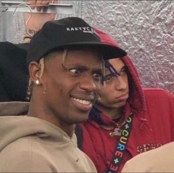 AwdaTM's tweet photo. bro I tuned into the oscars for 30 seconds and this mf will smith just went up on stage and slapped chris rock for making a joke about jada😭😭 https://t.co/1mb48CItT6