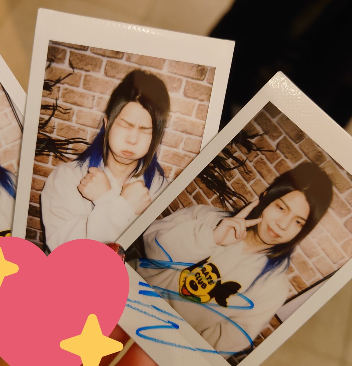 trhk_ak___'s tweet photo. 【拡散希望】
己龍 是空是色 ライブ インスト チェキ 交換
ご交換お願い致します。

譲：一色日和さん、遠海准司さん
求：3/27 福岡公演2日目 酒井参輝さん

ご交換可能な方居られましたらリプライまたはDMよりお声掛け下さい。よろしくお願い致します。 https://t.co/0imkz2sxhg