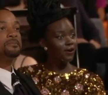 damnculture's tweet photo. literally me.... because was that real? Mr. Smith doesn't play about his wife #Oscars https://t.co/0KUCg1zppu